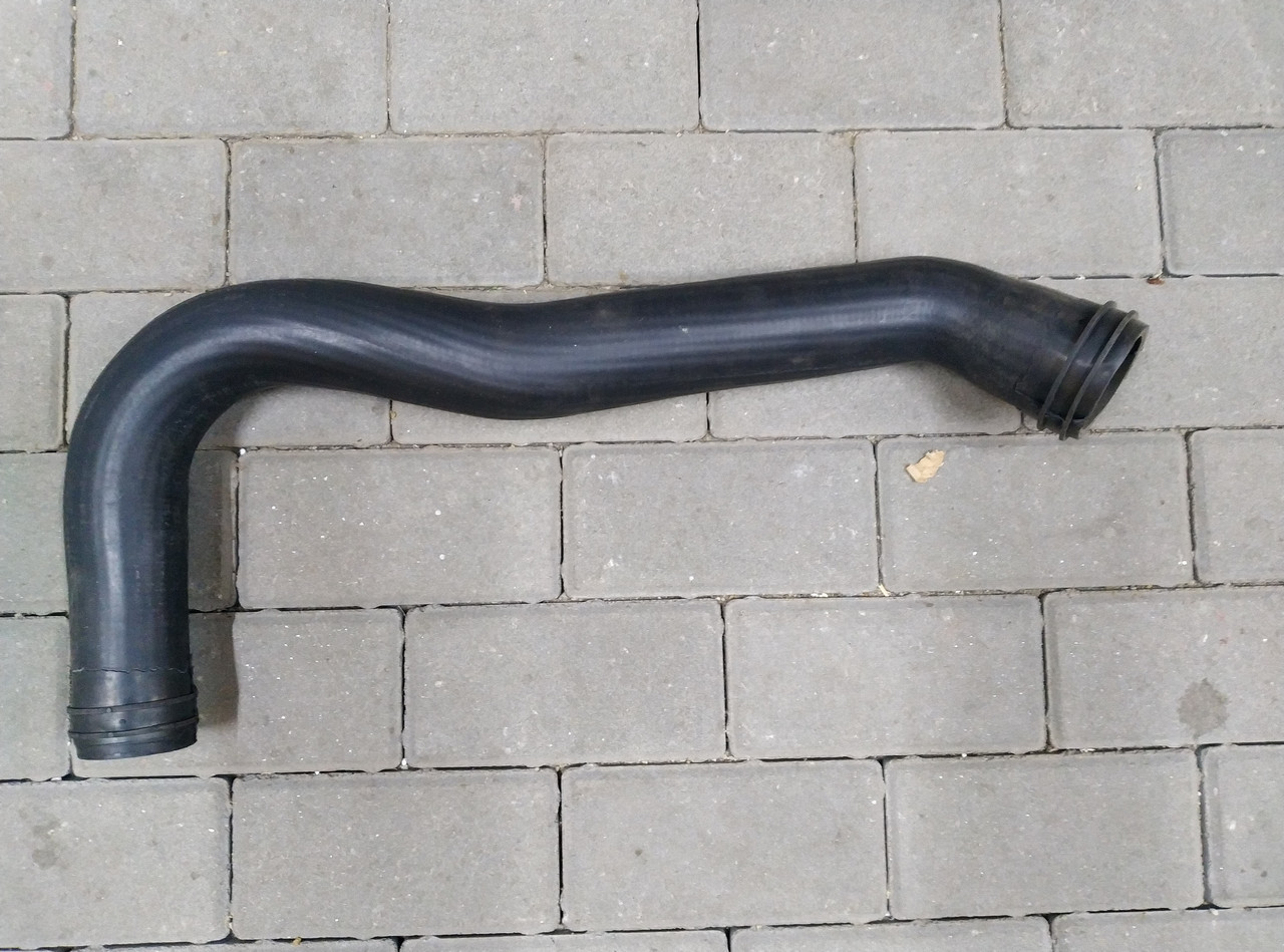 Патрубок інтеркулера лівий DP GROUP FS2102 FORD TRANSIT 2.4D 05->