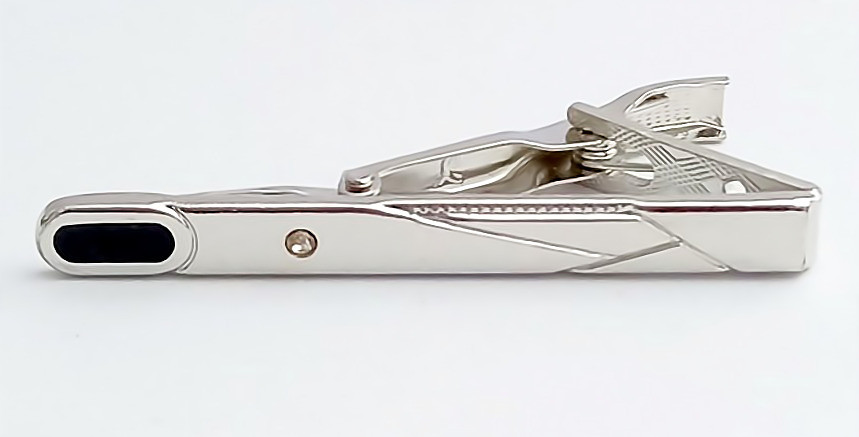 Затискач для краватки. Родій. Довжина: 5.5 см. Ширина: 5 мм.