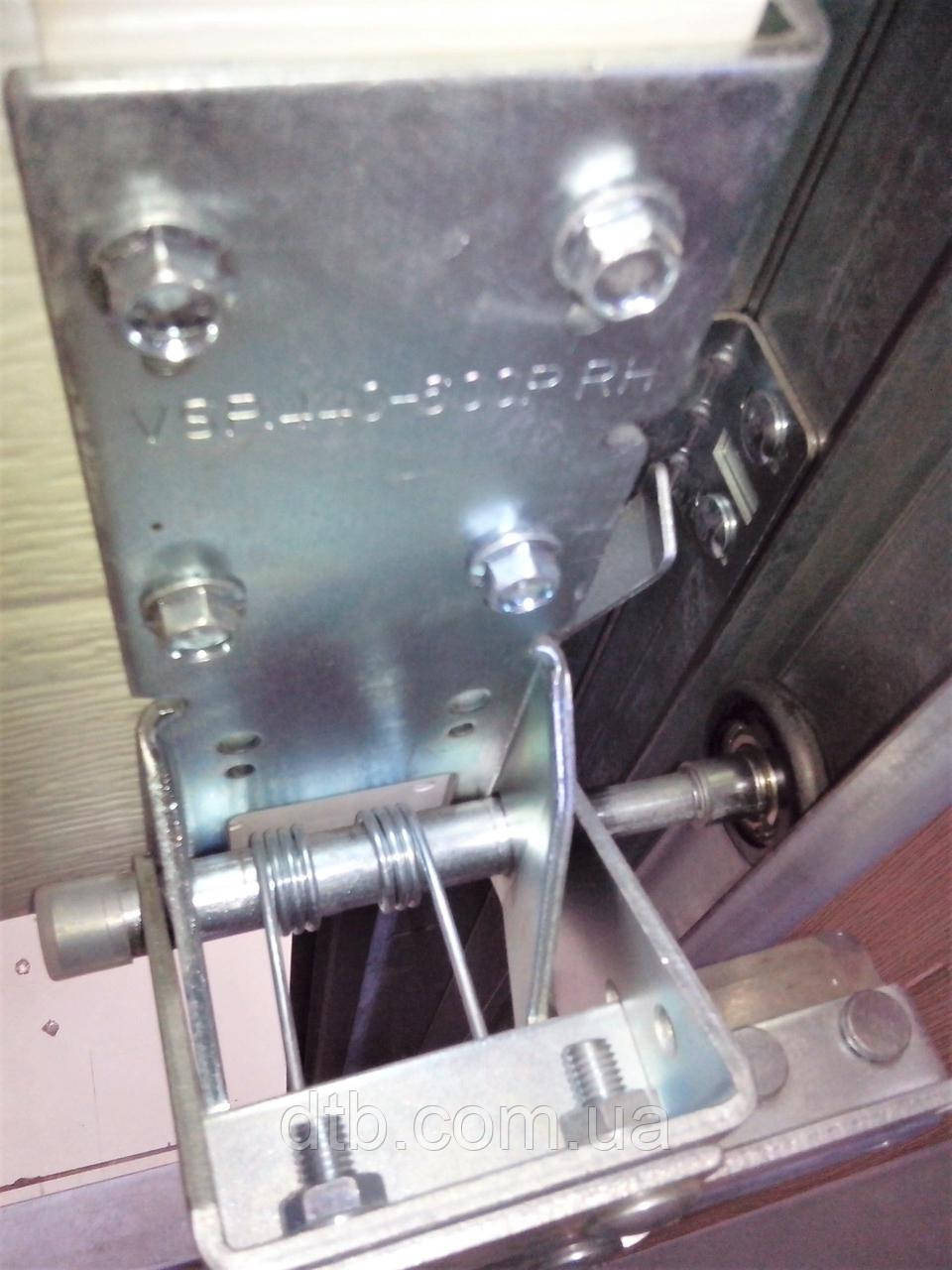 Кронштейн нижний левый RBI446L для ворот промышленных секционных Alutech - фото 7 - id-p1549844552