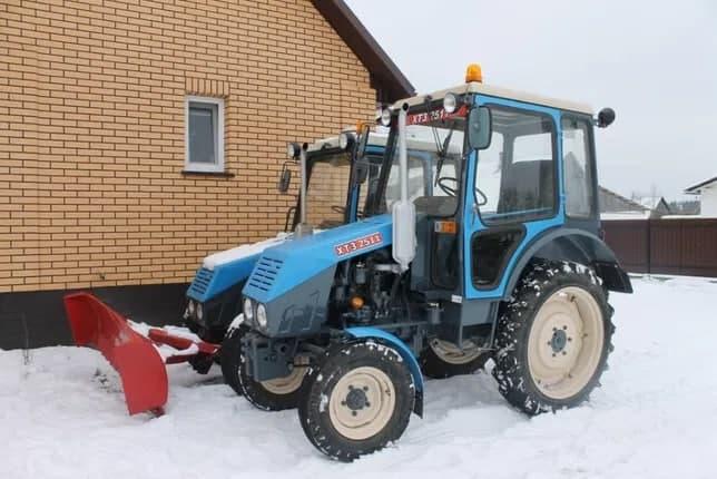 Відвал 1,9 м з механічним поворотом, універсальний на трактор ХТЗ