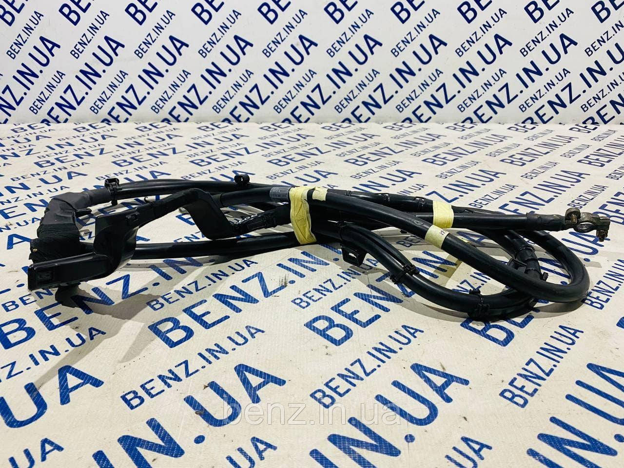 Плюсова клема акумулятора Mercedes W204, S204 A2045400208
