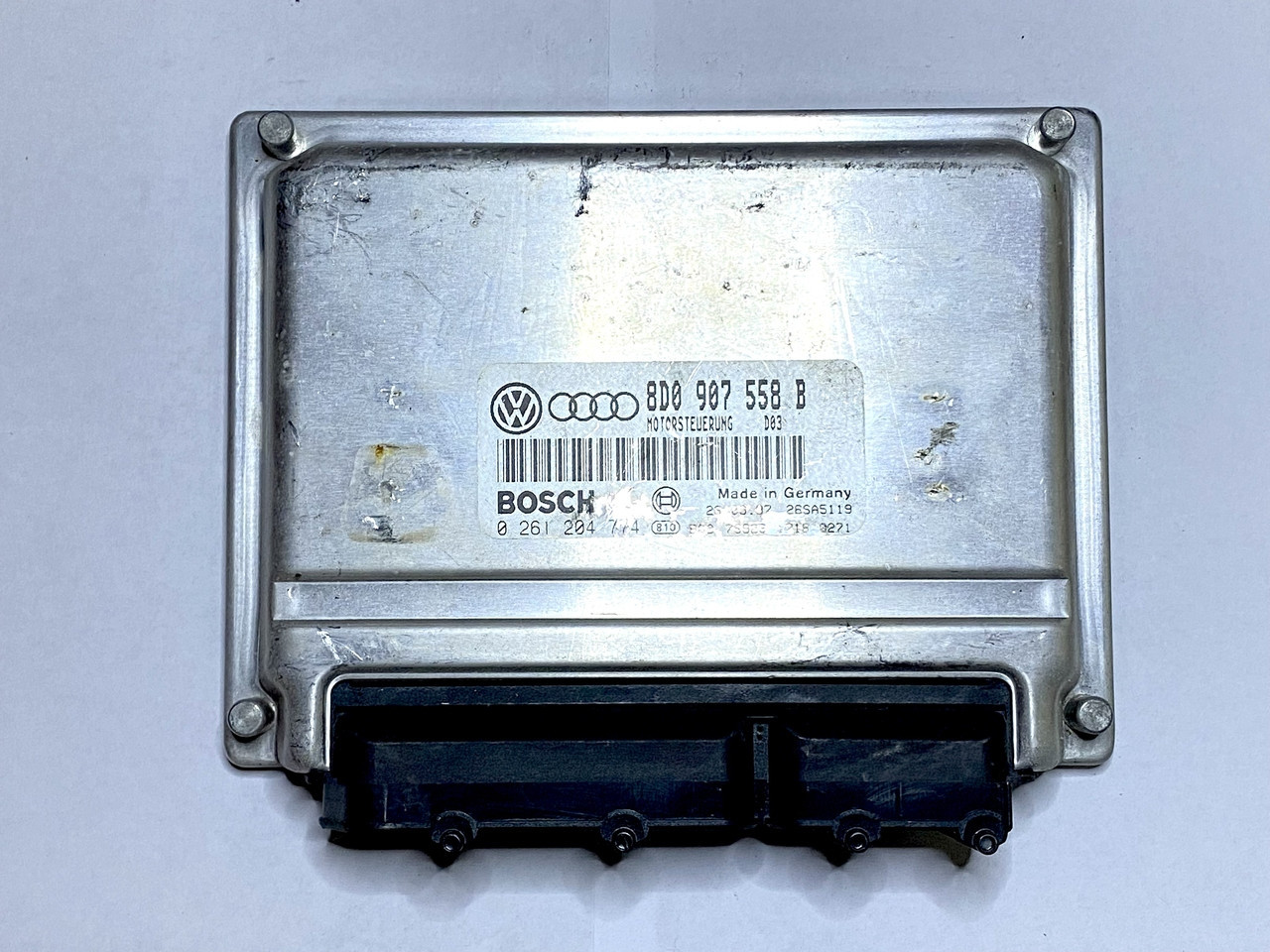 Електронний блок керування 8D0907558B Bosch 0261204774