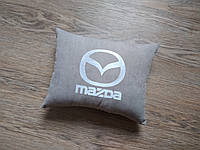 Авто Подушка c вышивкой логотипа марки мазда Mazda серый подарок автомобилисту 00189