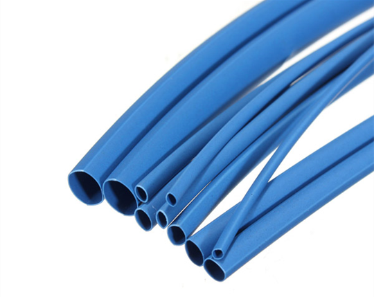 Трубка термоусадочна 12 /6мм синя 1м