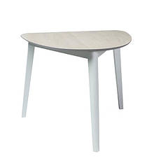 Фігурні столи в скандинавському стилі