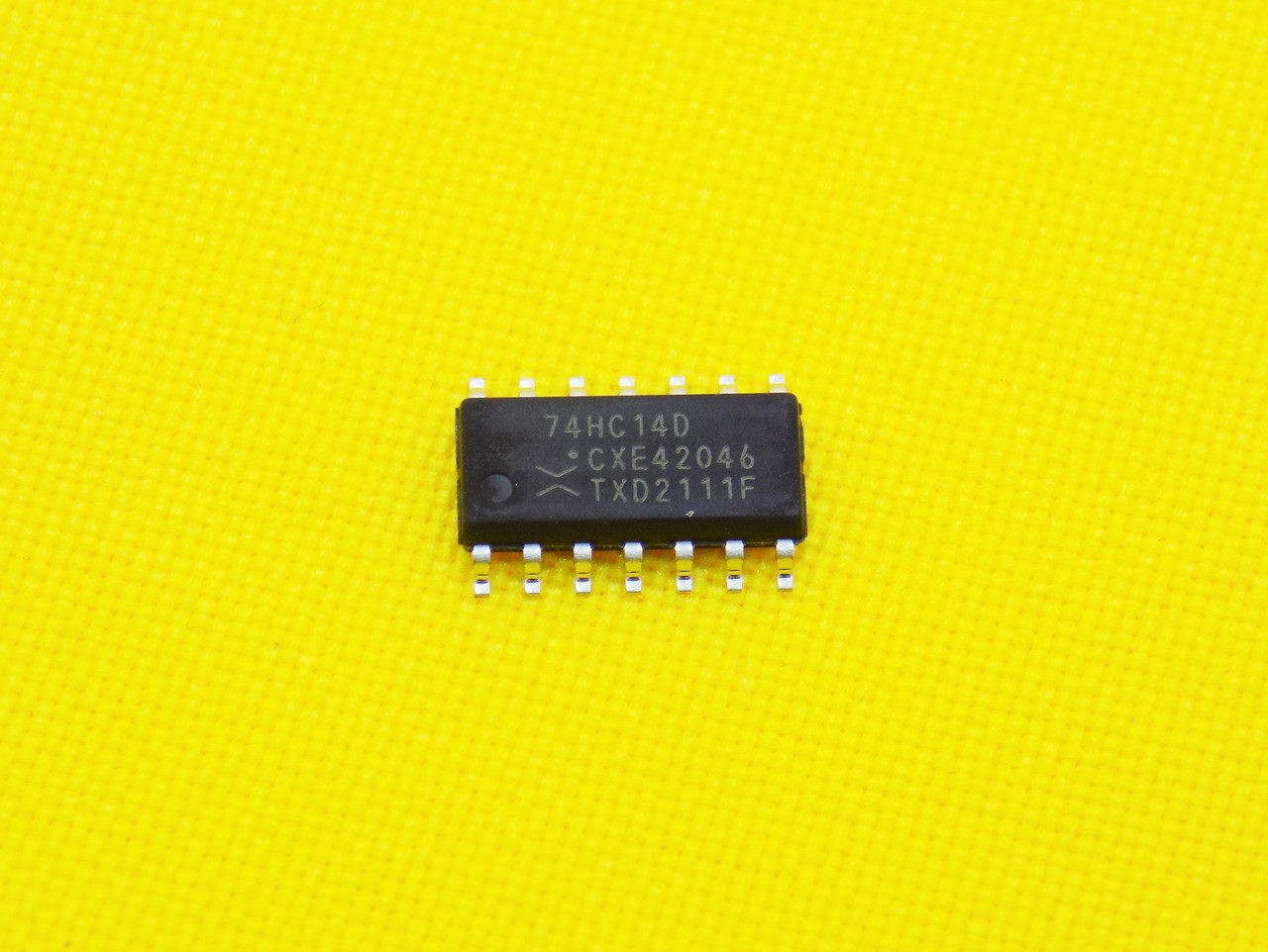 Тригер Шмідта 74HC14D 6 каналів, SOP-14