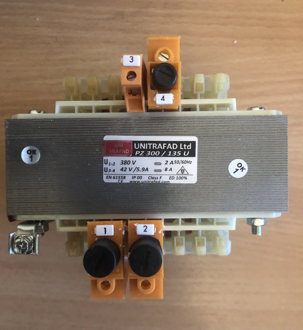 Трансформатор пуско-захисний TZE 1DF 250 220.380V/42V Балканско Ехо
