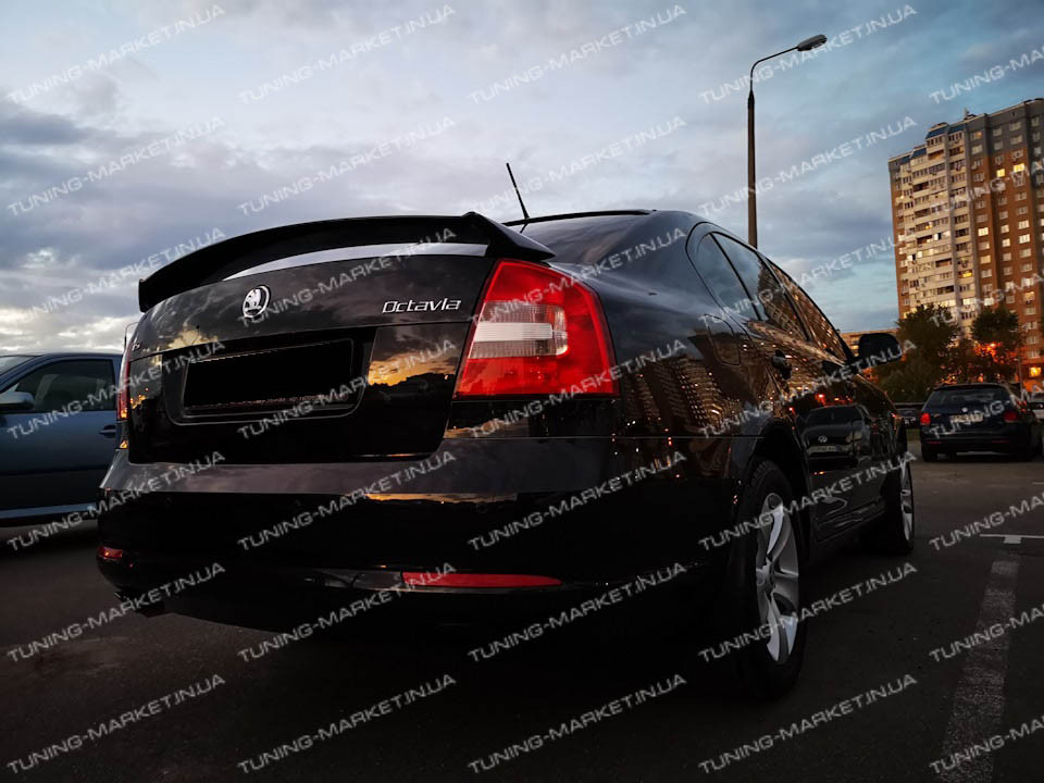 Спойлер на багажник для Skoda Octavia A5 "RS", Дефлектор Шкода А5