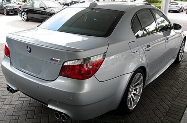 Лип спойлер (шабля) на BMW E60, БМВ Е60, M5 стиль