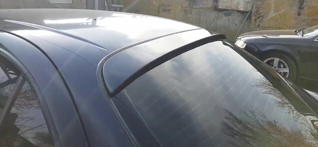 Спойлер на скло Nissan Maxima QX33 (00-05), Козирок Ніссан Максима