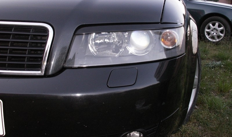 Вії для Audi A4 B6, накладки на фари Ауді А4 Б6