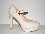 Бежеві лакові туфлі на стійкому каблуці з ремінцем 38 39 40, фото 7