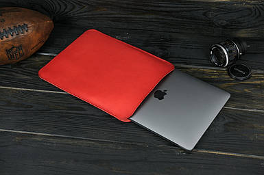 Кожаный чехол для MacBook Дизайн №1, натуральная кожа итальянский Краст, цвет Красный