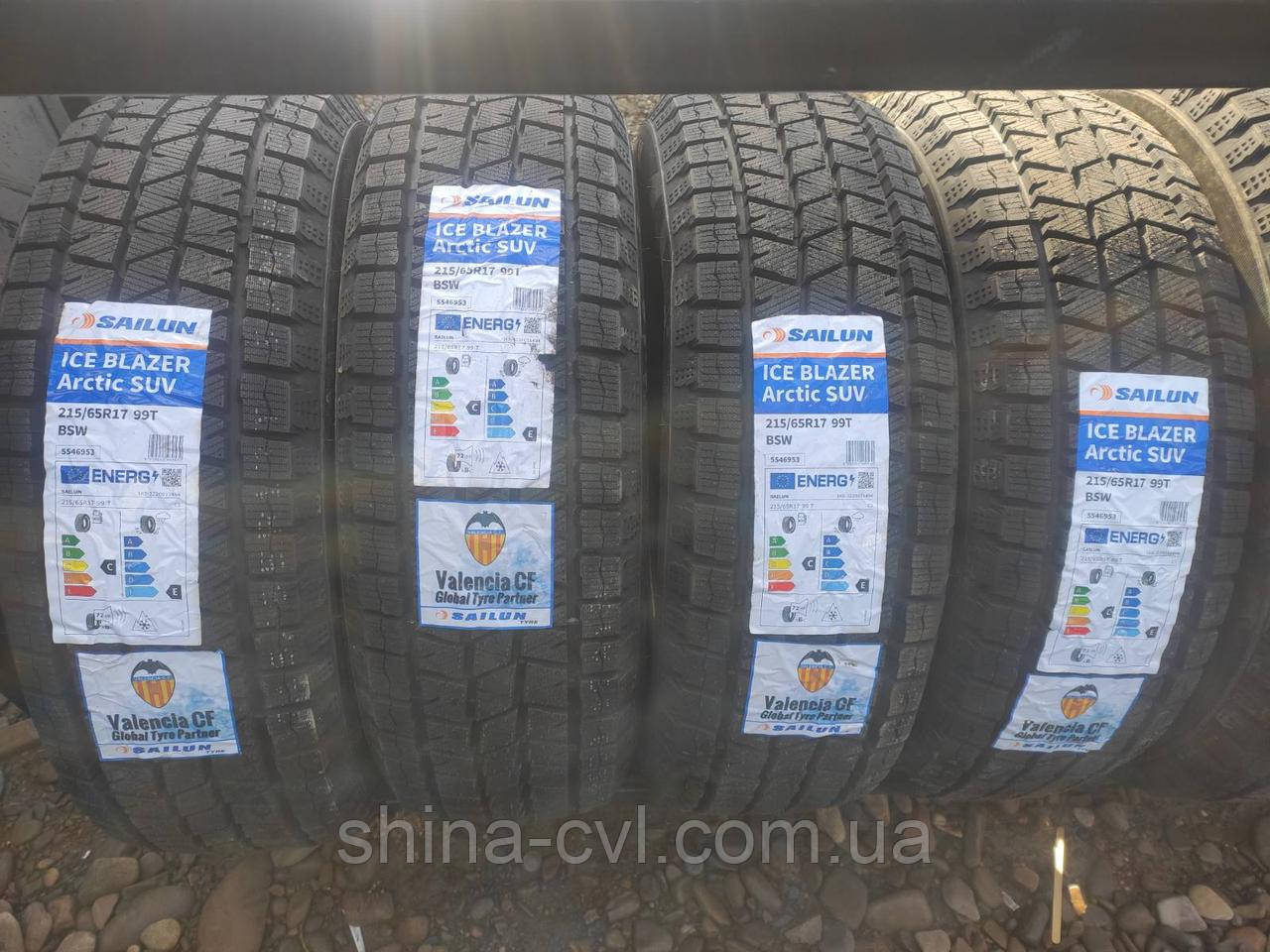 Зимові шини 215/65 R17 99T BSW SAILUN ICE BLAZER ARCTIC SUV