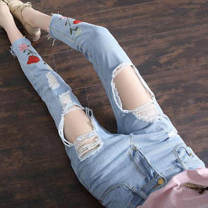 Модні жіночі рвані джинси "Penelope"