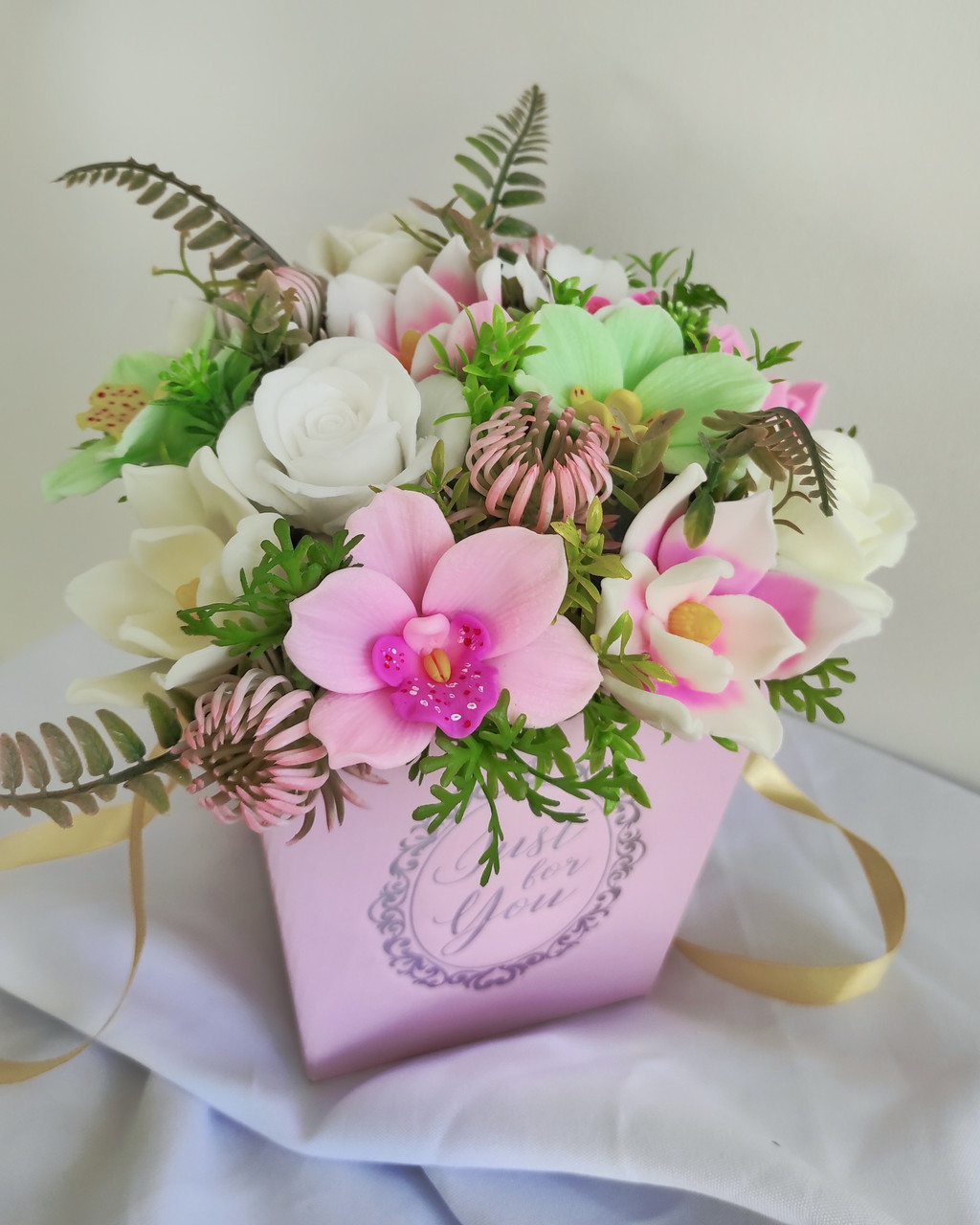 Букет з мила ручної роботи "Орхідея, троянда, магнолія"