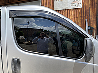 Дефлекторы окон на Opel Vivaro I / Renault Trafic 2001-2014 широкий 110 мм (скотч) AV-Tuning. Ветровики