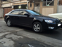 Дефлекторы окон на Skoda Octavia III А-7 седан 2013-2020 (скотч) AV-Tuning. Ветровики на Skoda Octavia А7