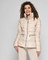 Модная женская весенняя стеганая куртка приталенного фасона с воротником-стойкой белая LS-8914-10