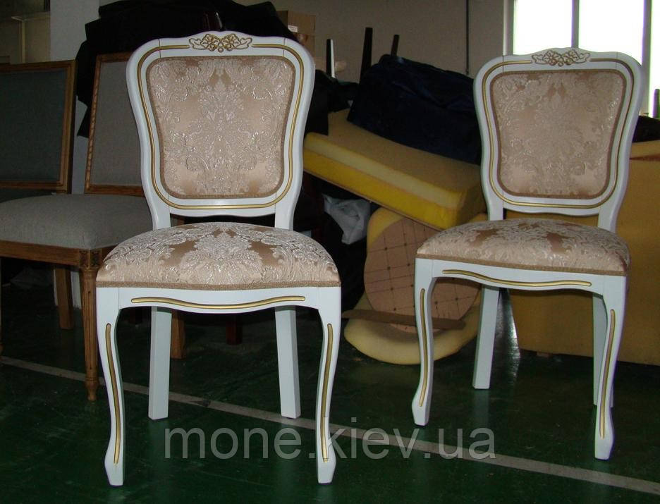 Класичний дерев'яний стілець Опера