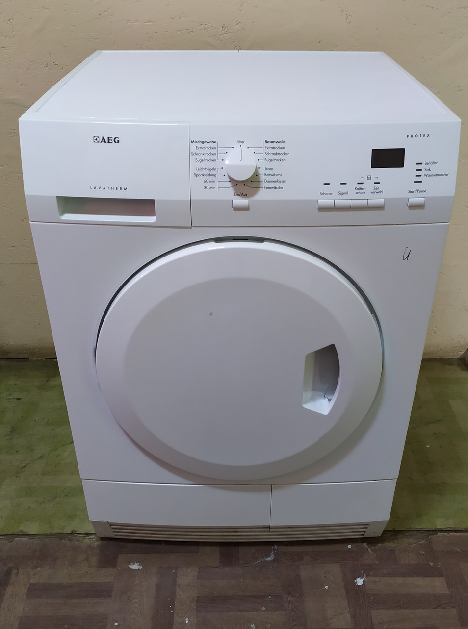 Надійна сушильна машина для білизни AEG Protex Lavatherm T65270A з Німеччини з гарантією