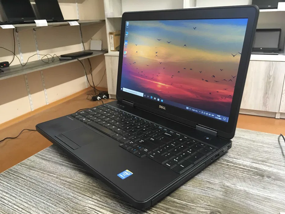 Ноутбук Dell Latitude Е5540 15.6 HD/i7-4600U/8Gb/GT-720 2GB/256 SSD