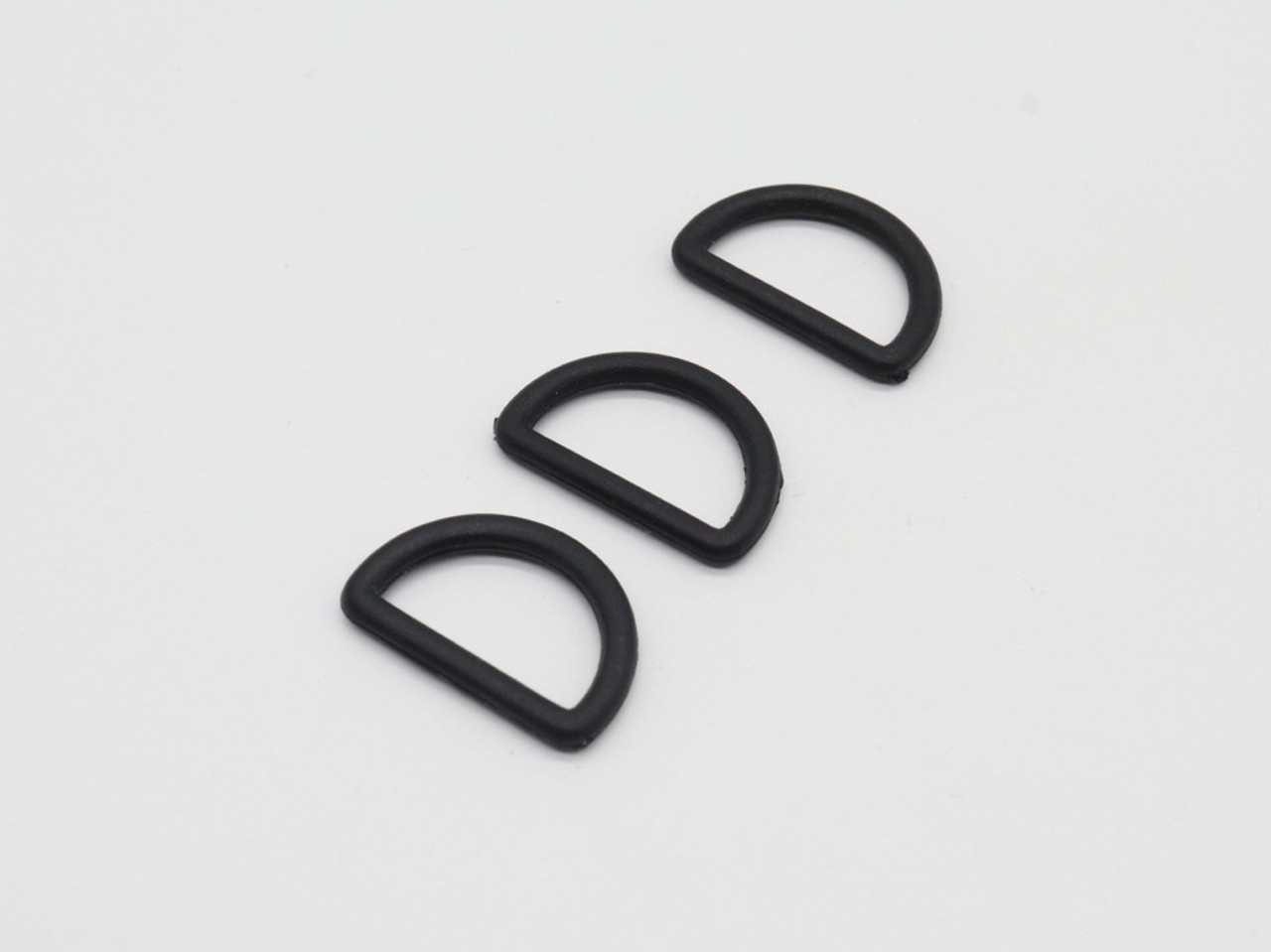 Півкільце. Пластик. 26х17мм. Під стрічку 18мм