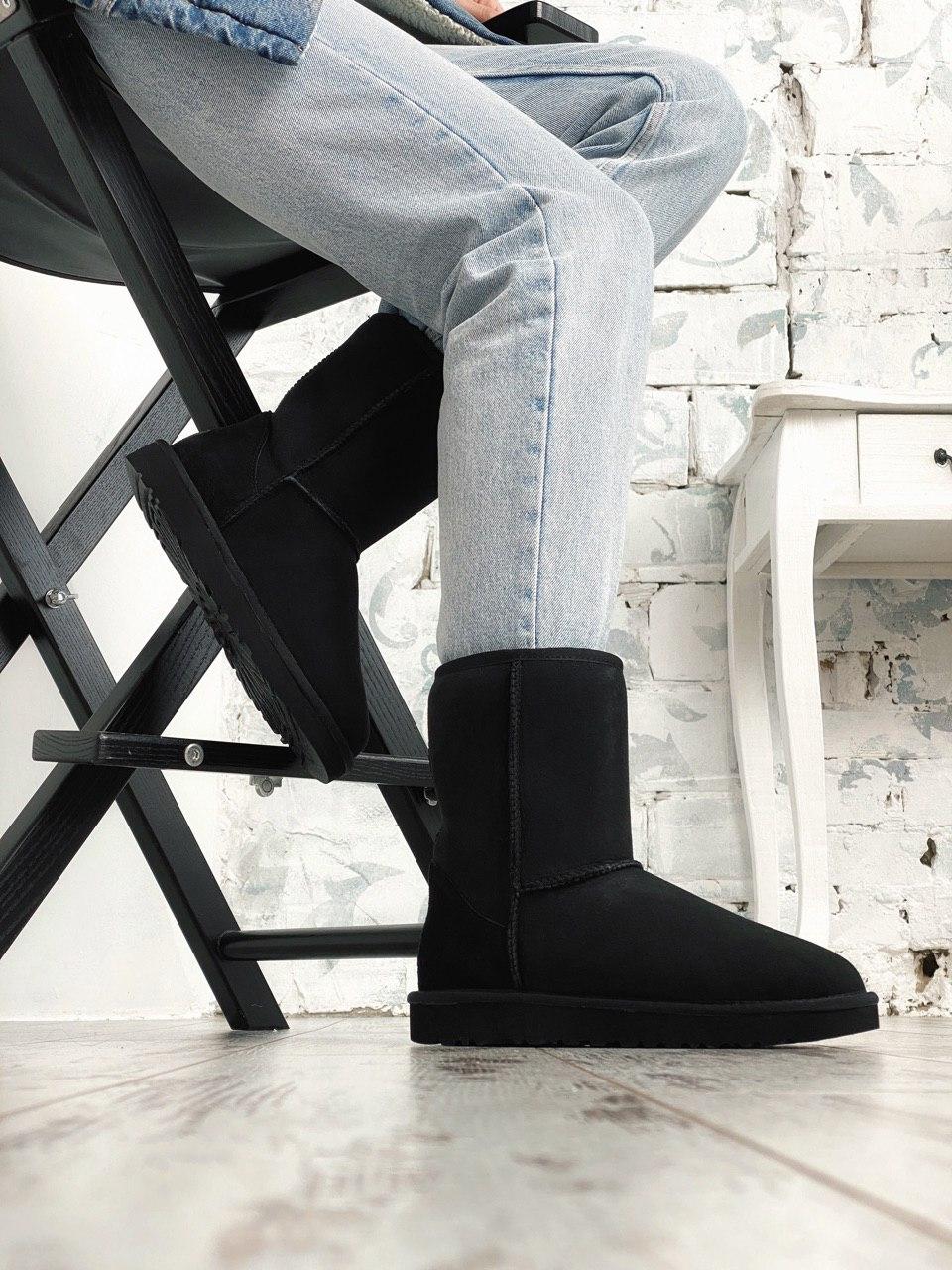 Жіночі чорні замшеві класичні високі уги UGG W Classic Tall черевики чоботи уги - фото 6 - id-p543563989