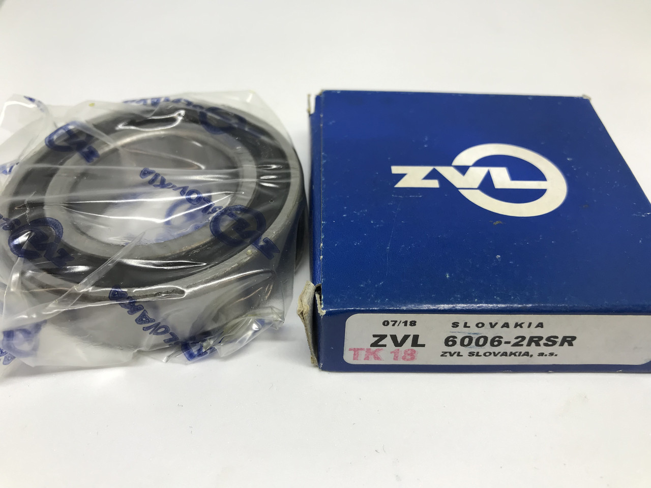 Підшипник 6006 RS, 180106 RS (30*55*13) ZVL Словаччина