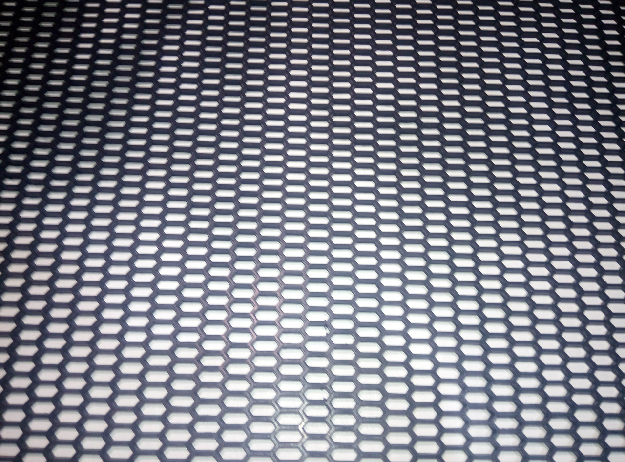 Автомобільна решітка пластикова 119-39 см, фото 1