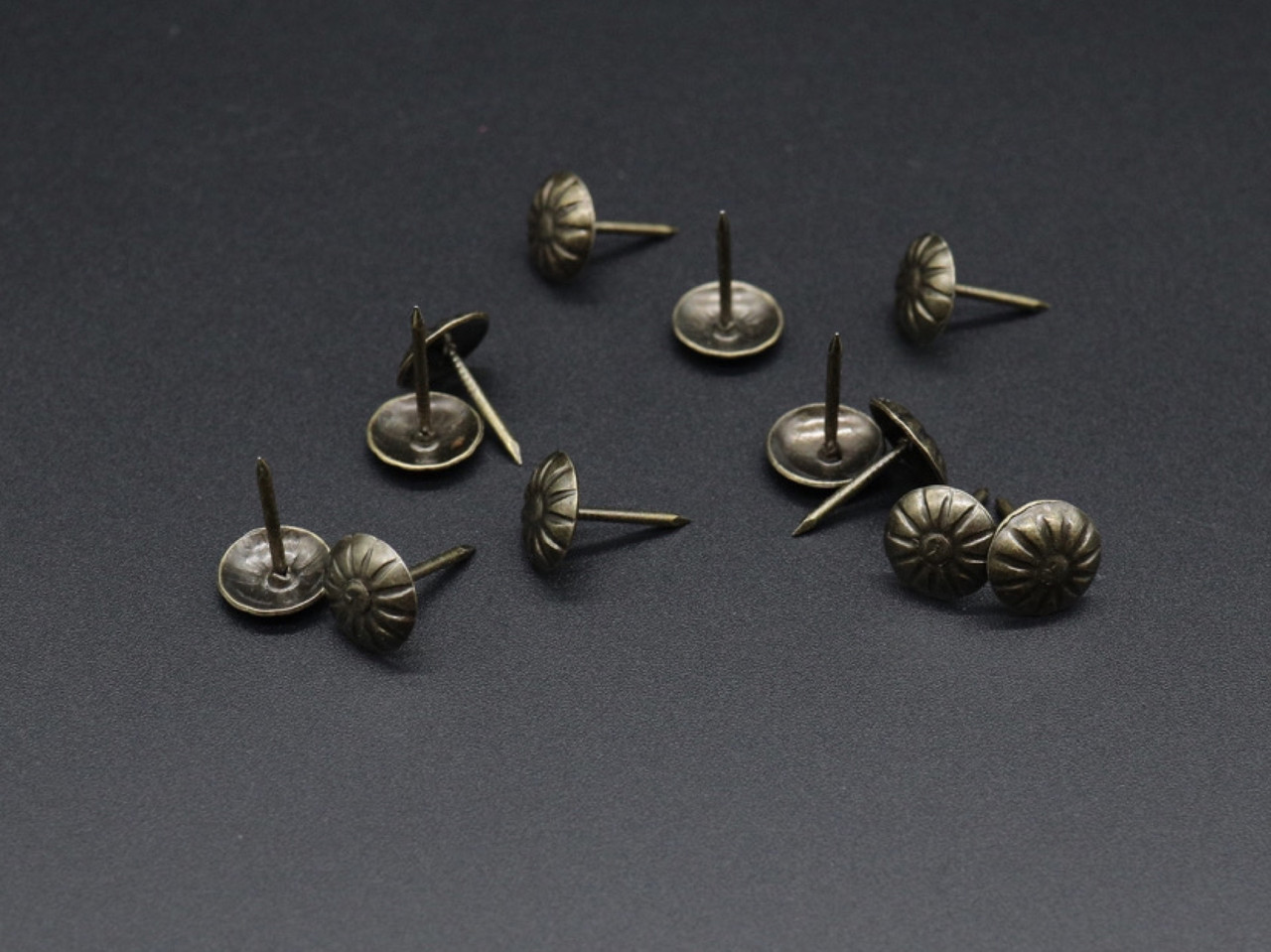 Кнопки металеві декоративні. 9х16мм