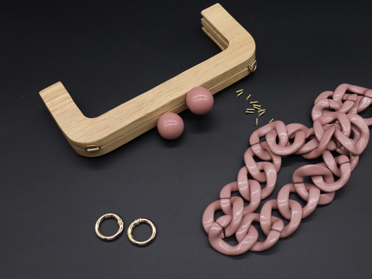 Фермуар дерев'яний. Колір "світле дерево". 20см