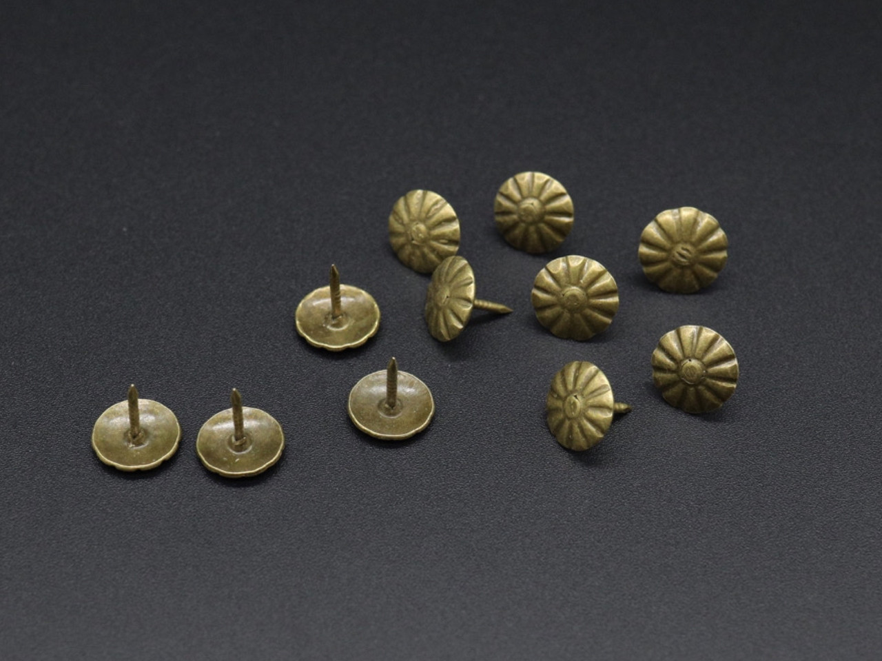 Кнопки металеві декоративні. 11х11мм
