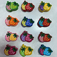 Термонаклейки на одяг вишиті подвійні ягоди, висота 3,5 см