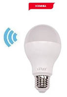 Лампа c датчиком движения/света A60 10W 220V E27 4000K (060-NMS) Luxel led, светодиодная Люксел лампочка шар