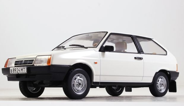 Легендарні Автомобілі №80 - ВАЗ-21083 "Супутник" | Модель колекційна 1:24 | Hachett, фото 1