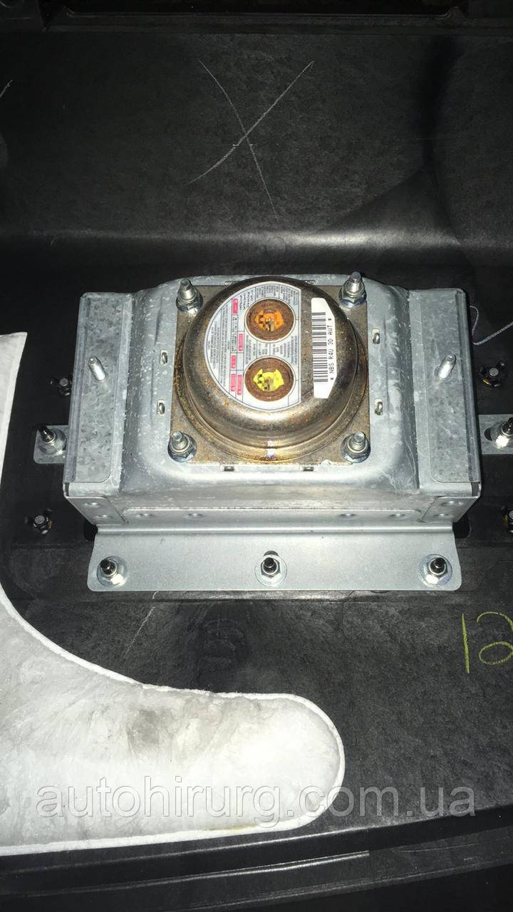 Подушка безпеки пасажирська Infiniti QX56 985157S700