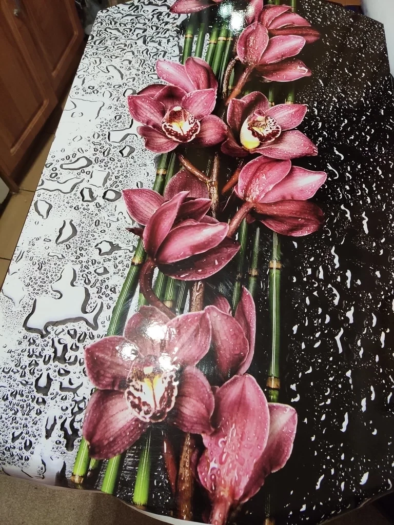 Наклейка на стол Бордовые Орхидеи и капли росы инь-янь, самоклеющаяся пленка декор, цветы, черный 60 х 100 см - фото 5 - id-p773088199