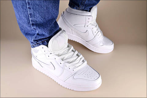 Jordan white low sales