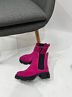 Стильные женские ботинки замшевые яркие розовые, цвет фуксия. Ботинки из натуральной замши деми, зимние