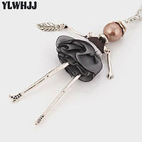 Кулон "Куколка" із сірою спідничкою на довгому ланцюжку