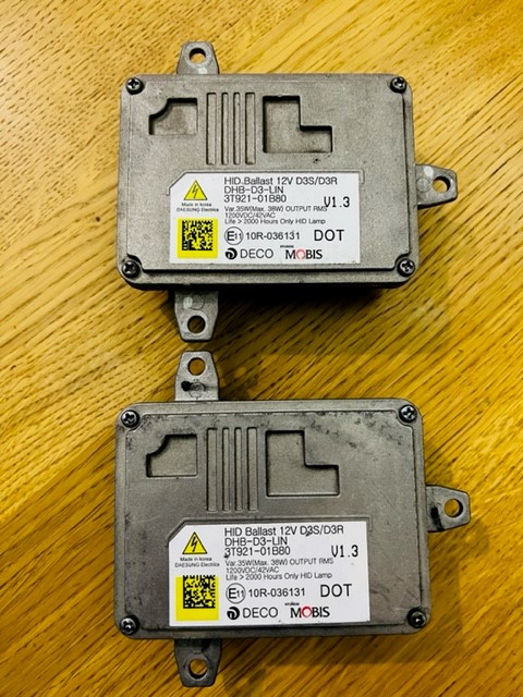 Блок розпалювання ксенону D3S KIA SORENTO DHB-D3-LIN 3T921-01B80 10R-036131 V1.3