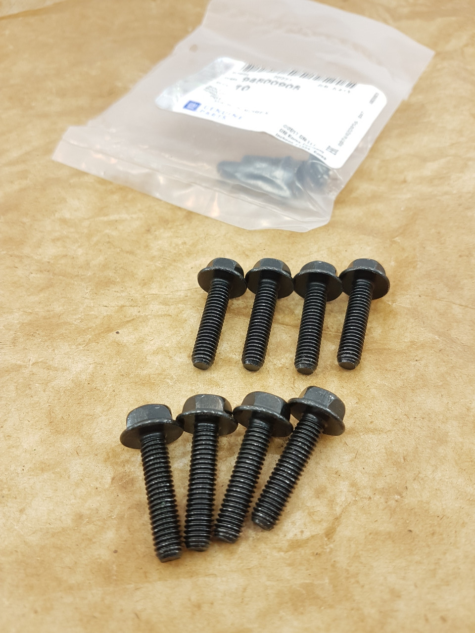 Болти кришки клапанів (8 шт) Ланос , Авео ,Нексія 1,5 SOHC GM Корея (ориг), фото 1