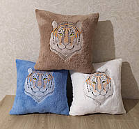 Подарочные декоративные подушки на молнии 40*40см с вышивкой тигра