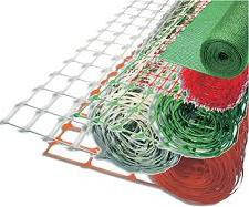 Пластикові сітки, затіняйки, огорожі