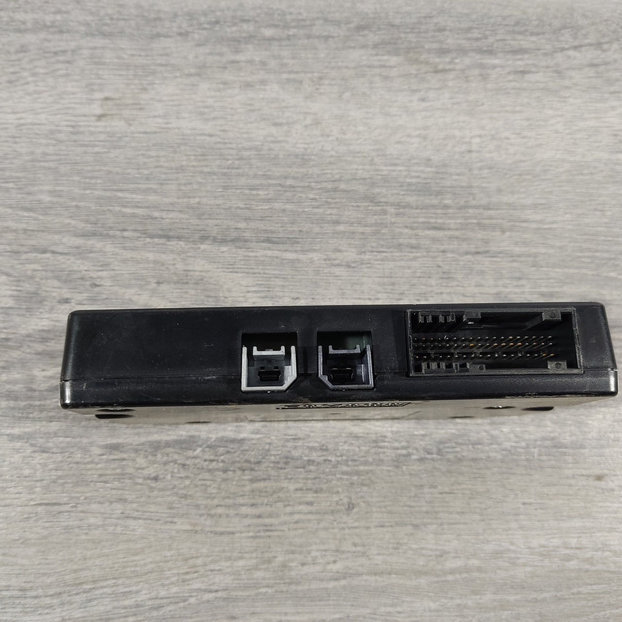 Купить COMMUNICATION CONTROL MODULE Ford Focus mk3 11-18 FR3T-14D212-FD ...