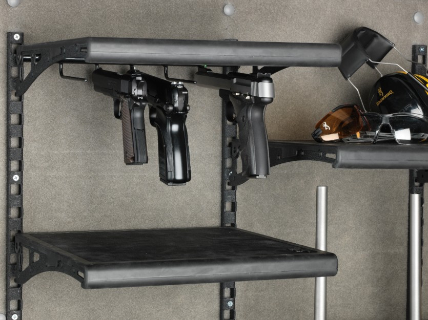 Кріплення для пістолетів AXIS для сейфа BROWNING