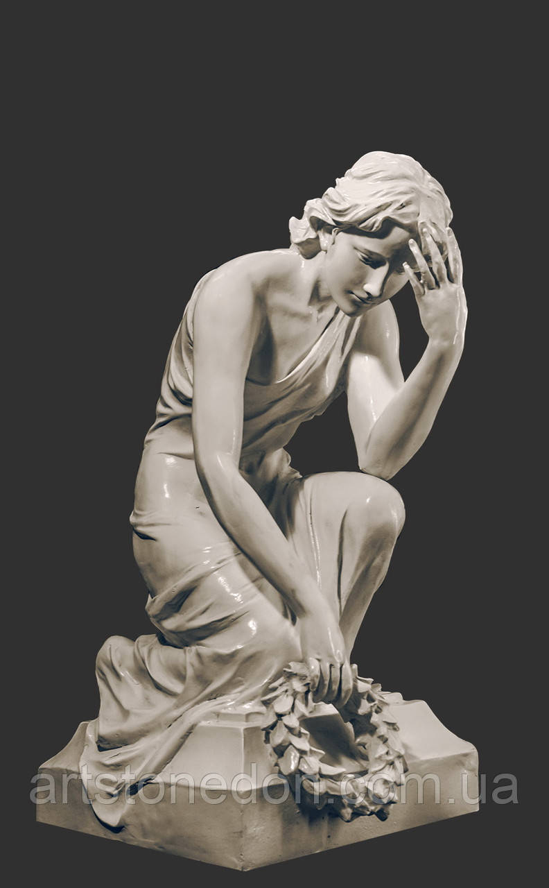 Мемориальная скульптура. Скорбящая с венком из литьевого камня 72 см - фото 1 - id-p247271552