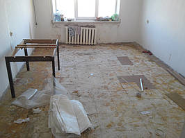 Насамперед знімалася плитка ПХВ.