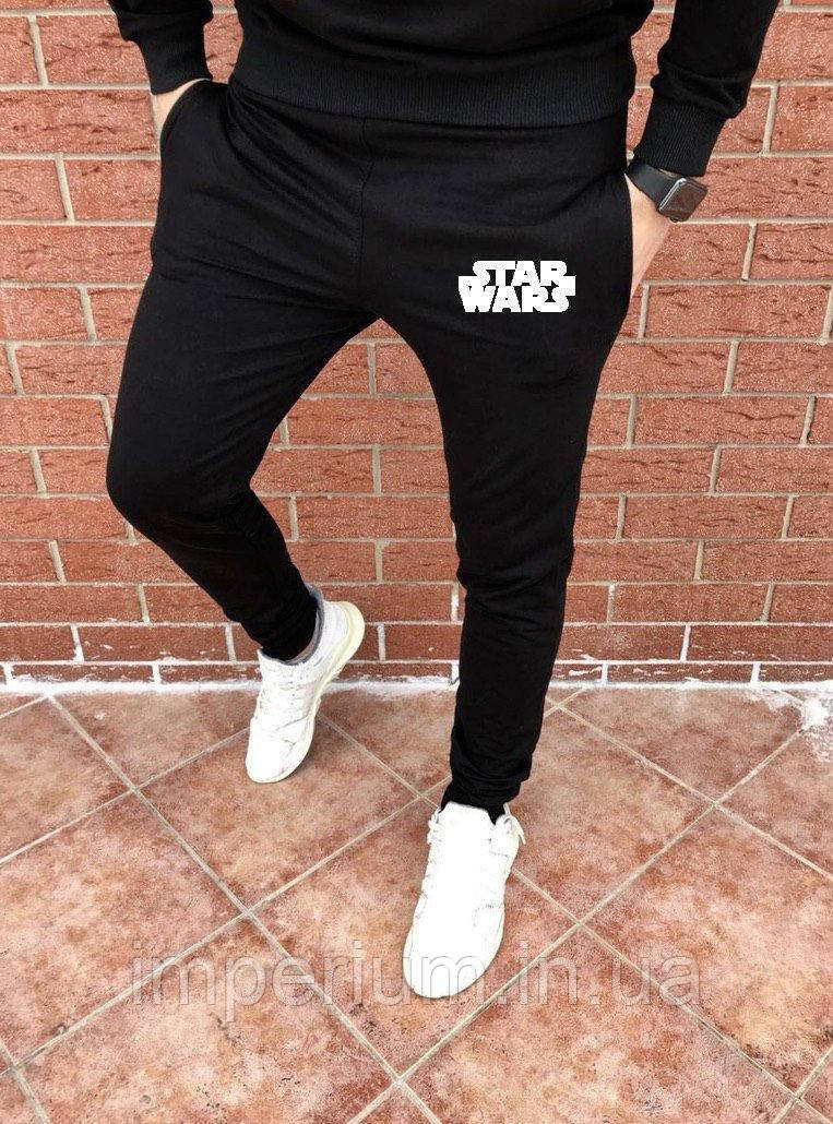 Чорні спортивні штани з білим логотипом star wars